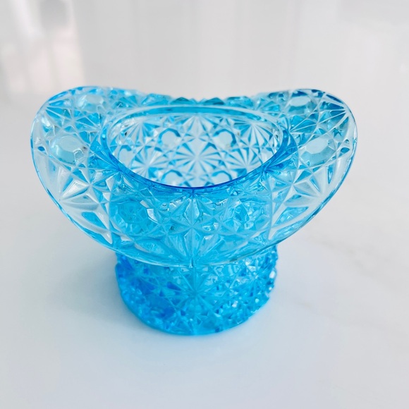 vintage Fenton Daisy and Button top hat blue cut glass whimsy toothpick holder - Picture 3 of 9